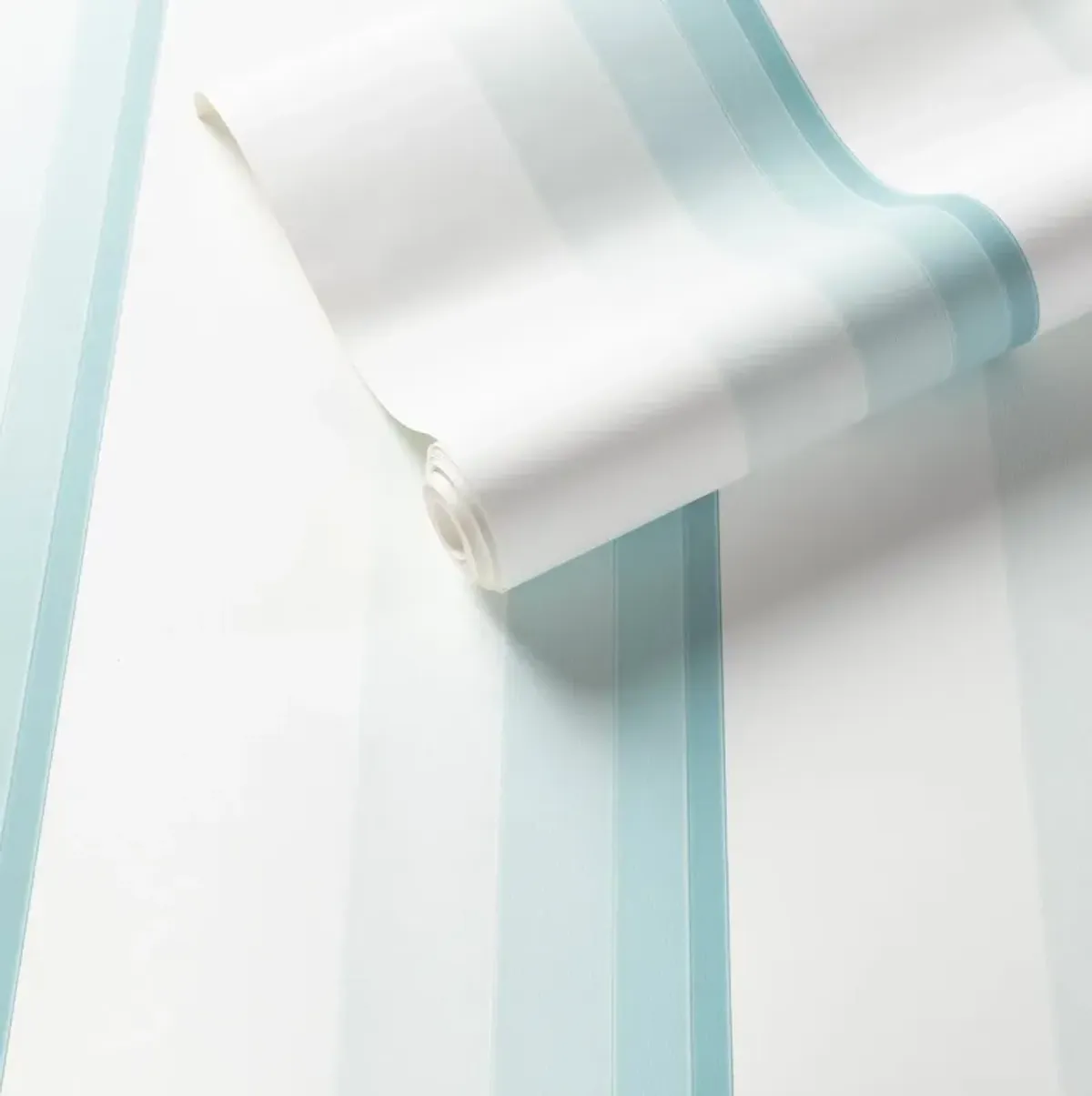 Gradient Stripe Wallpaper