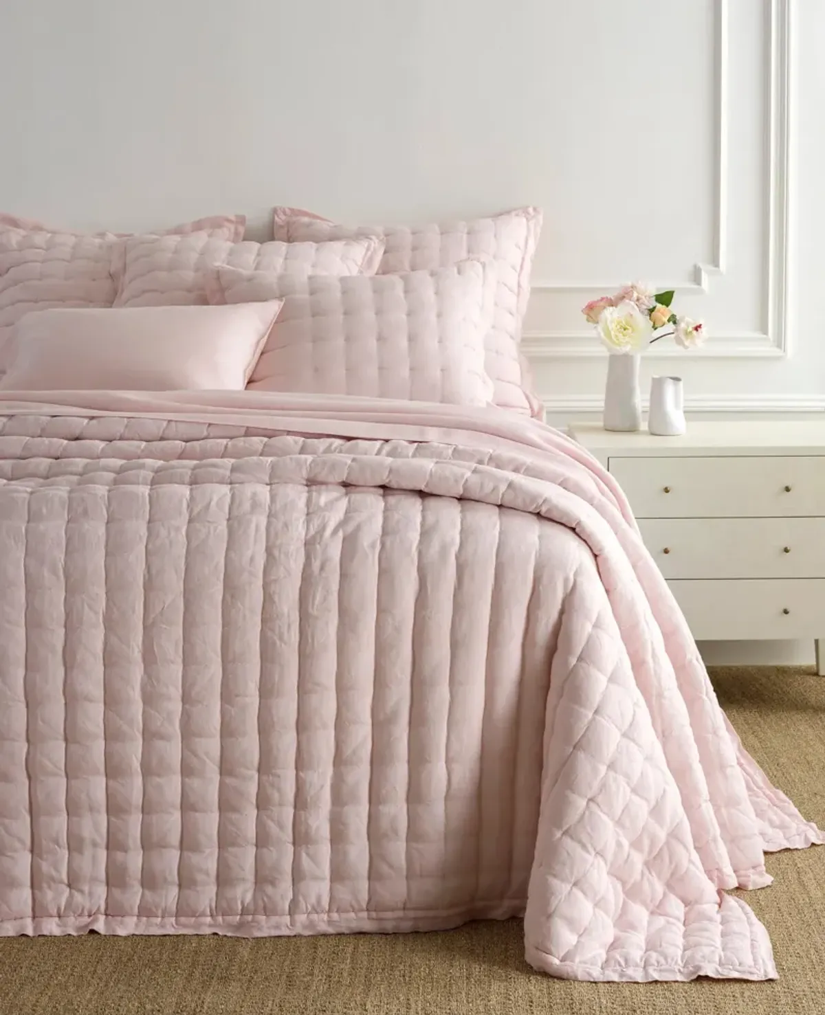 Lush Linen Puff