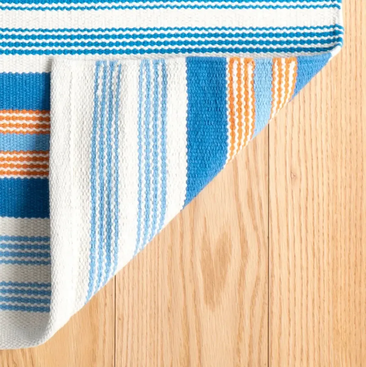 Wavy Stripe Handwoven Cotton Rug