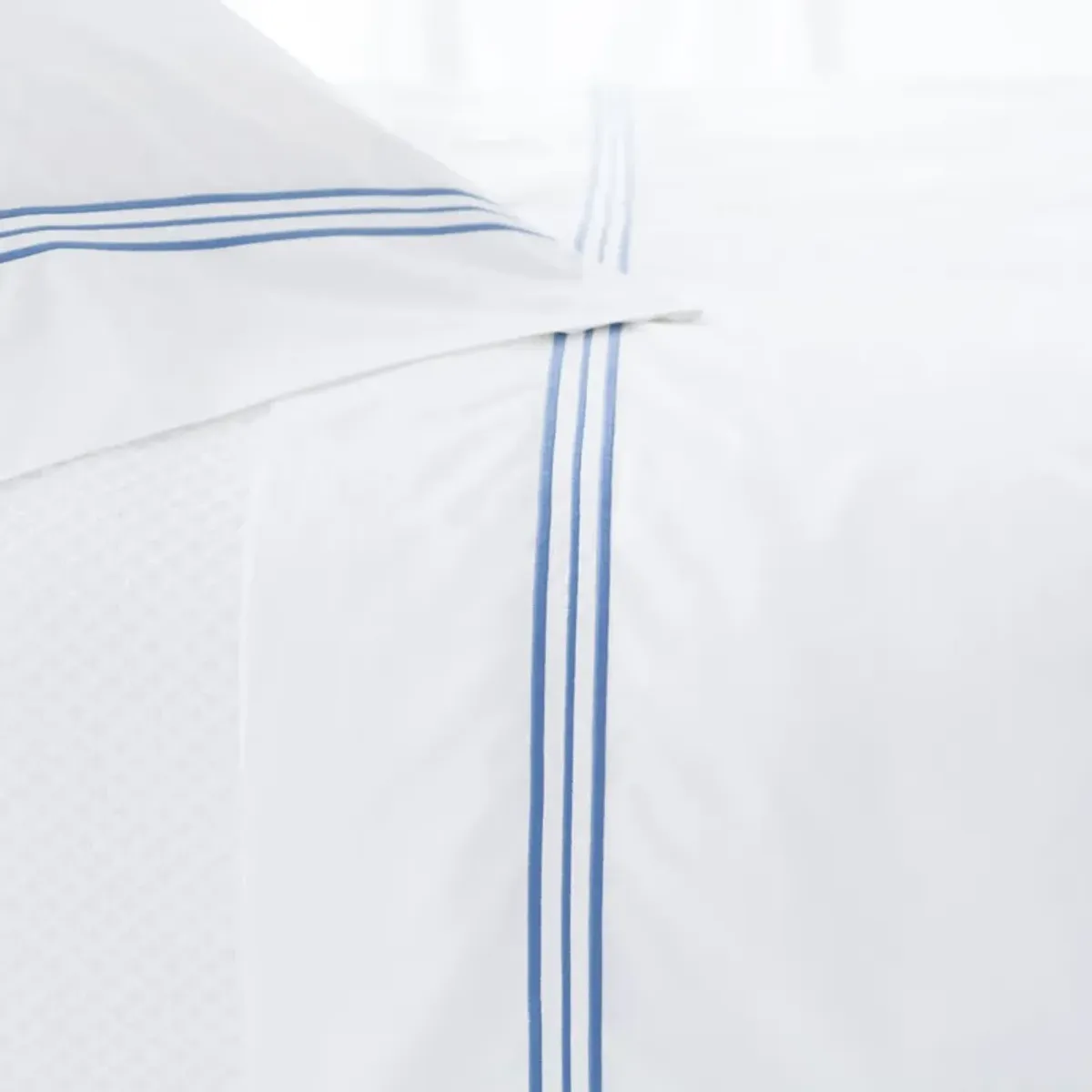 Trio Flat Sheet