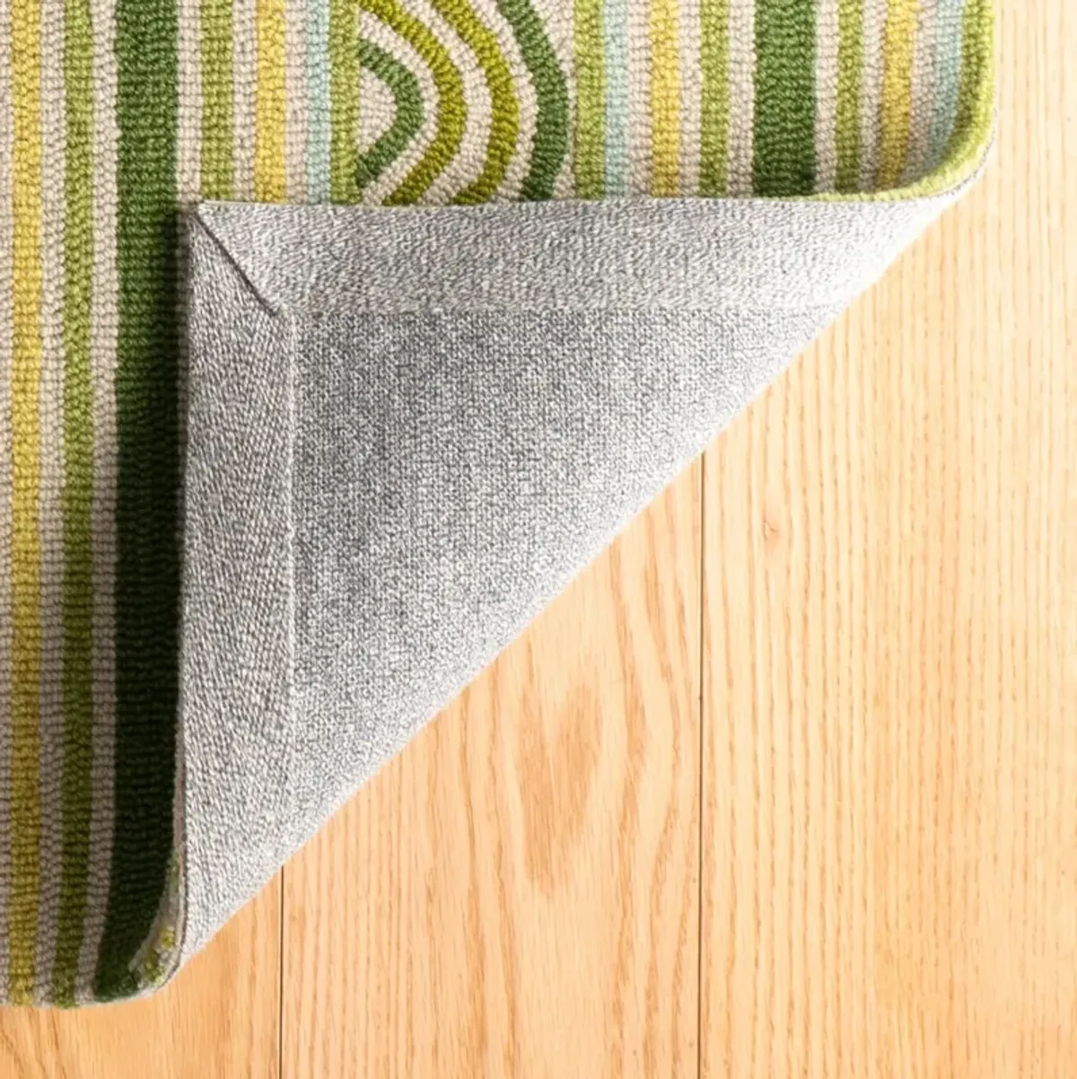 Button Hand Micro Hooked Wool Rug