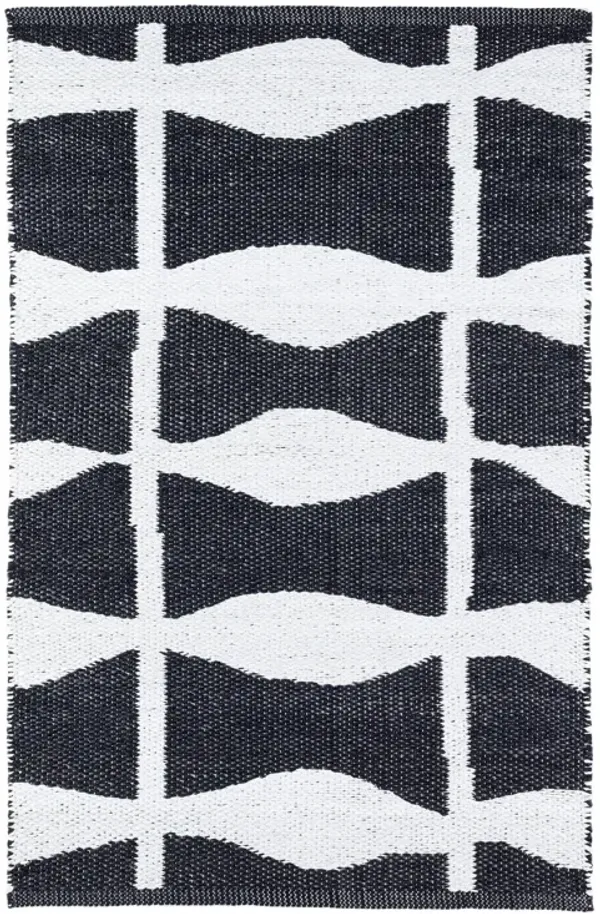 Circuit Handwoven Indoor/Outdoor Rug