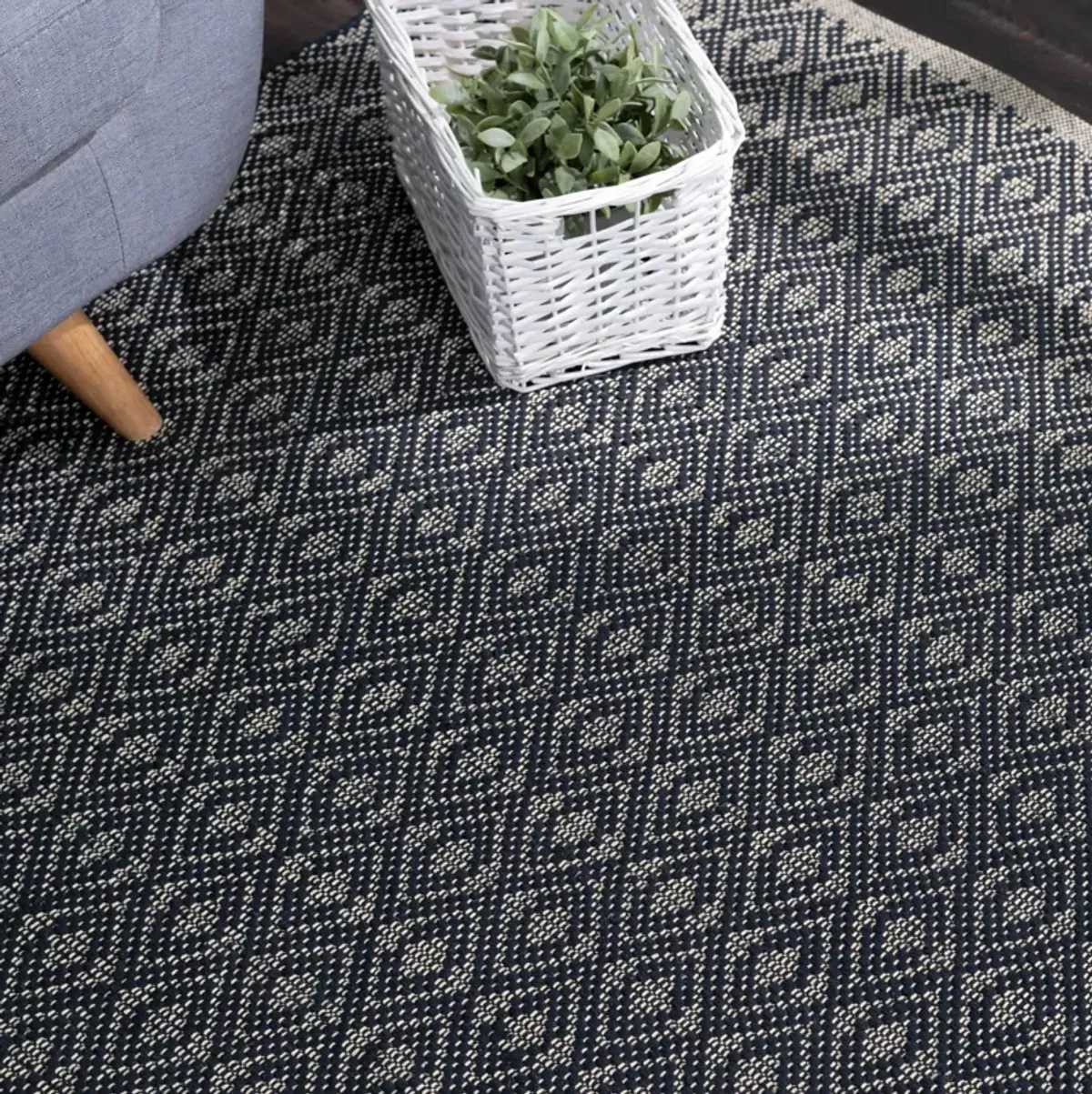 Optic Diamond Handwoven Cotton Rug