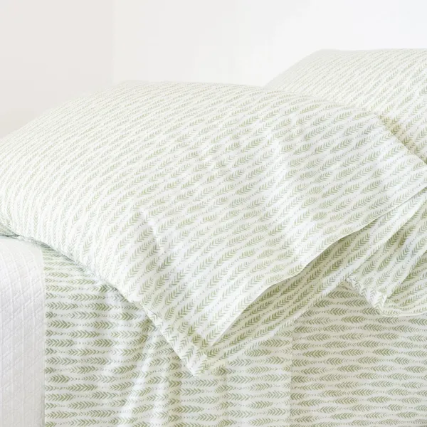 Feather Ogee Pillowcases