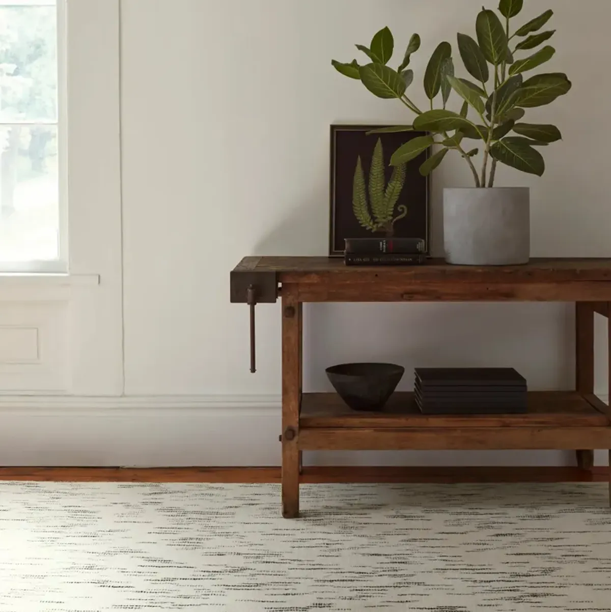 Ozzie Hand Loom Knotted Wool Rug