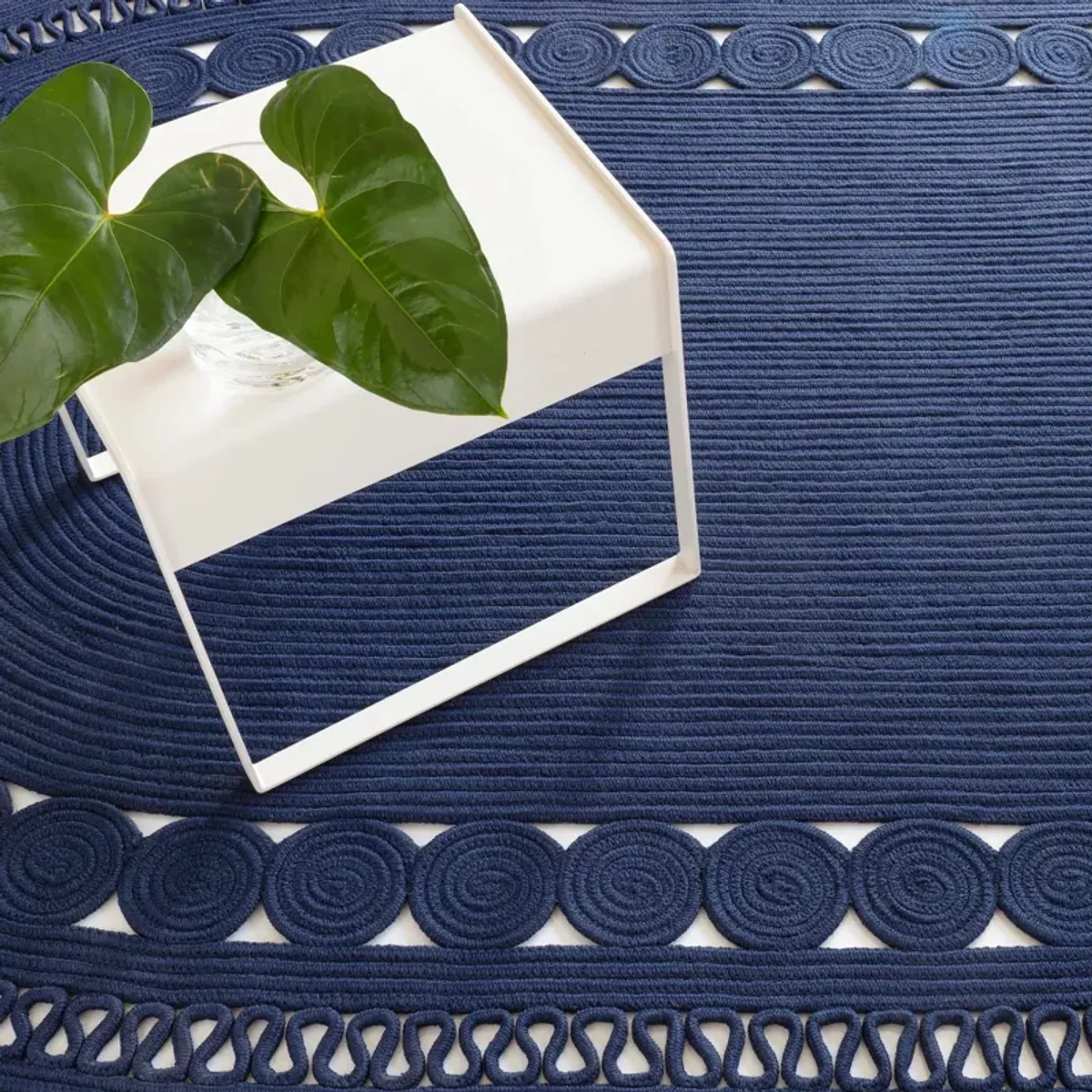 Reef Handwoven Indoor/Outdoor Oval Rug