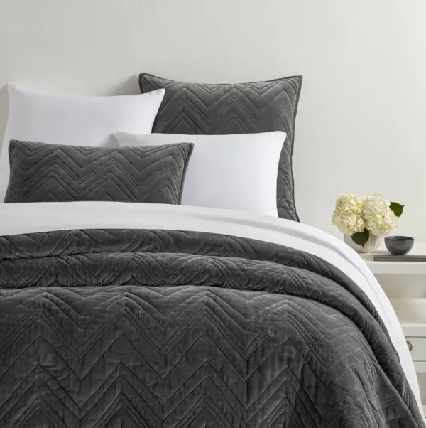 Brentwood Velvet Quilt