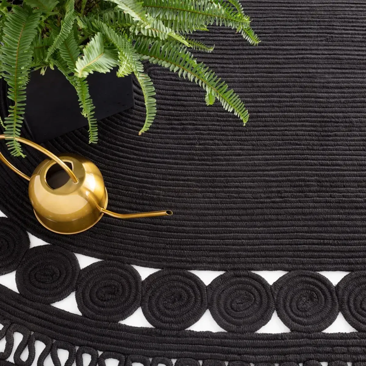 Audrey Handwoven Indoor/Outdoor Oval Rug