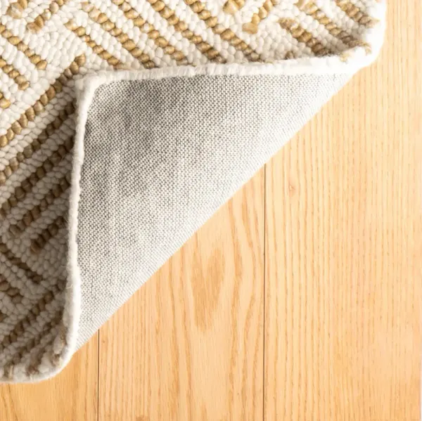 Layers Hand Hooked Wool Rug