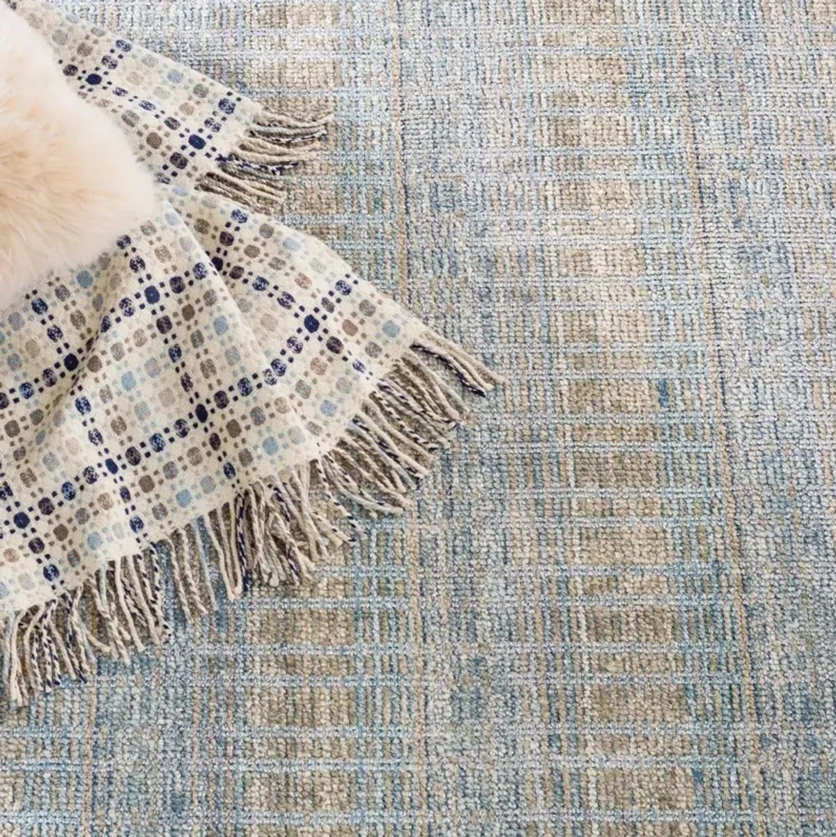 Geneva Handwoven Viscose/Cotton Rug