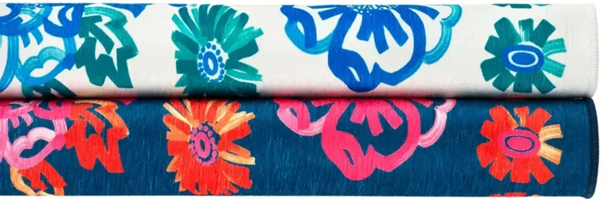 Graphic Gerbera Machine Washable Rug