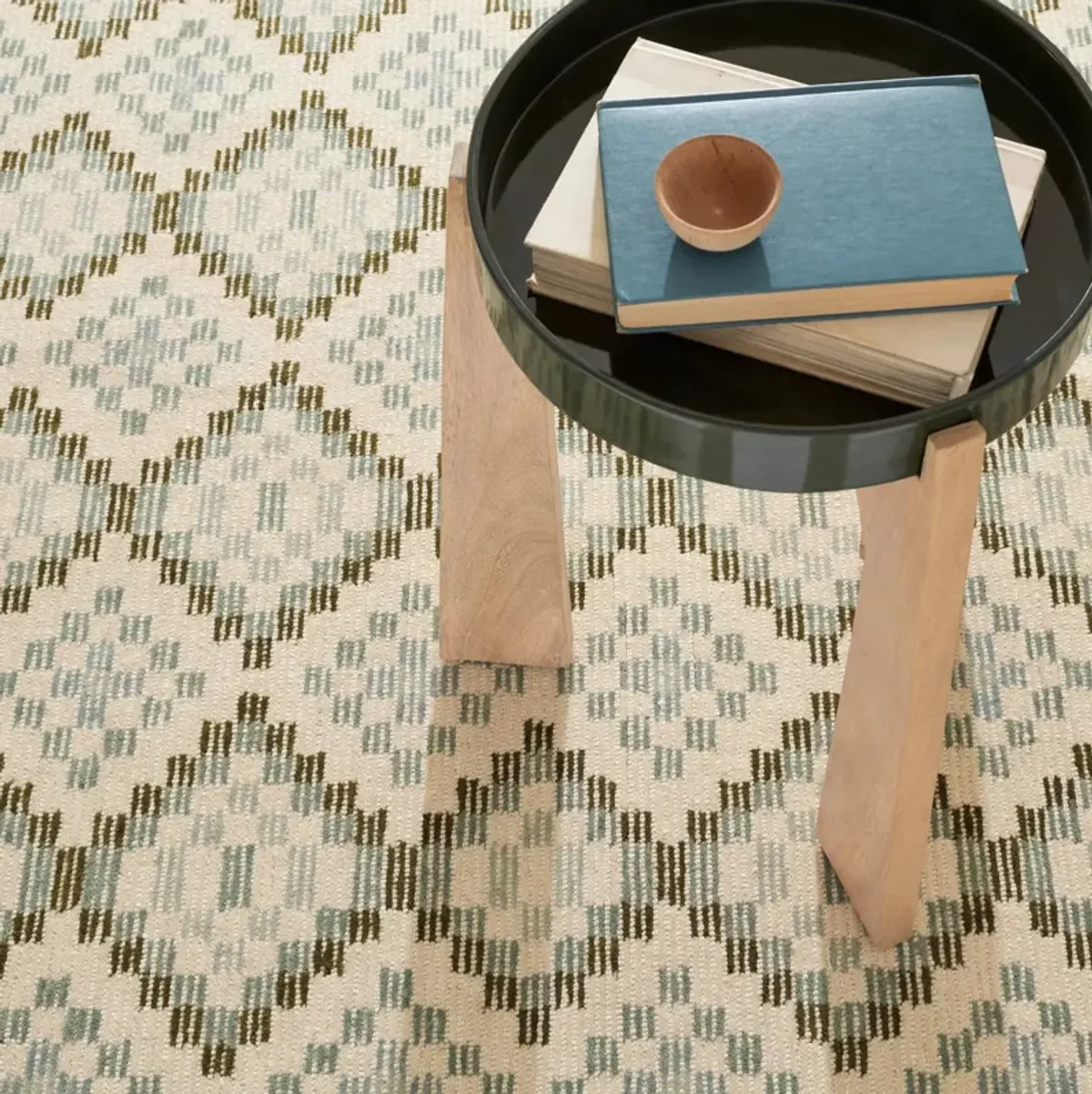 Diamond Cove Hand Tufted Wool Rug