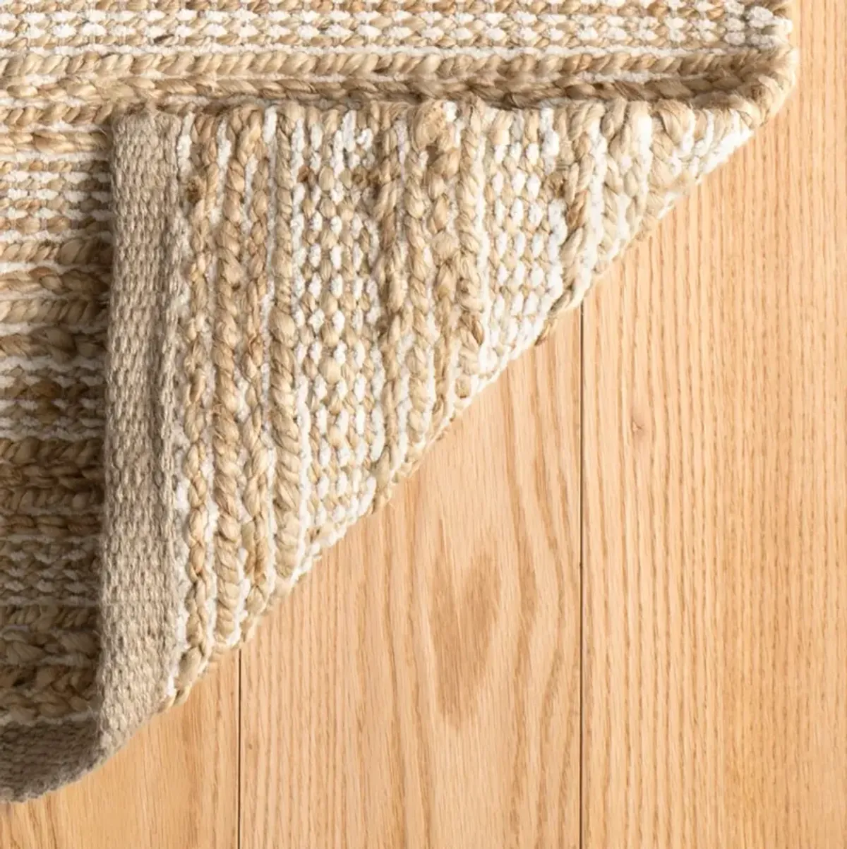 Simba Handwoven Jute Rug