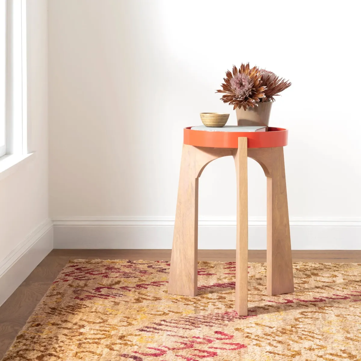 Horseshoe Hand Knotted Jute Rug