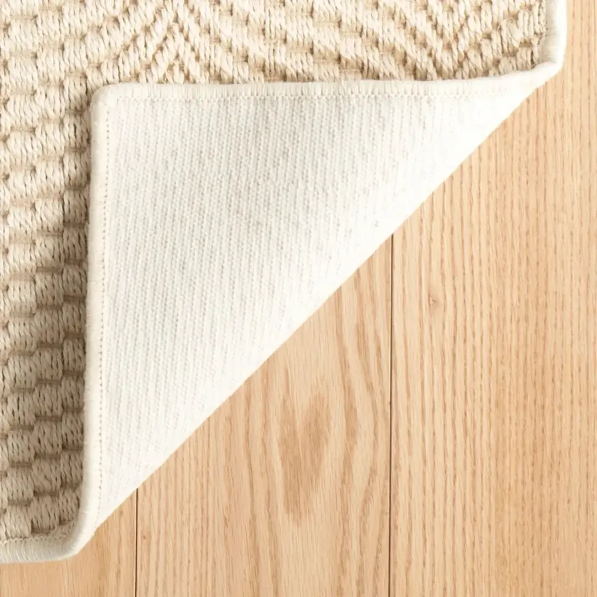 Wave Woven Sisal Rug