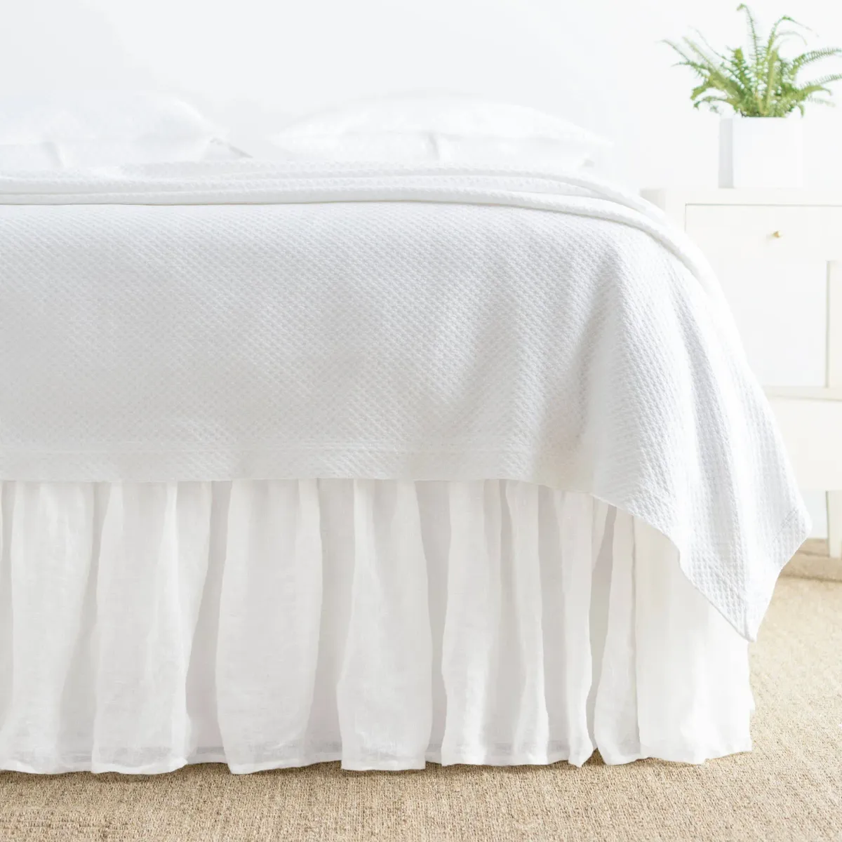 Savannah Linen Gauze bed skirt