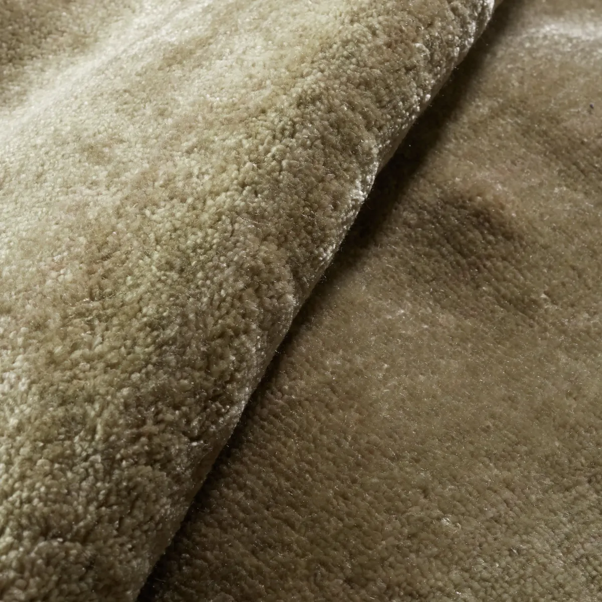 Hudson Hand Loom Knotted Rug