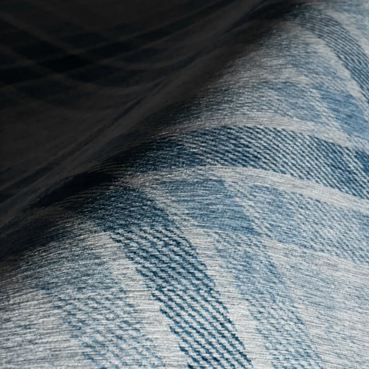 Andri Modern Plaid Machine Washable Rug