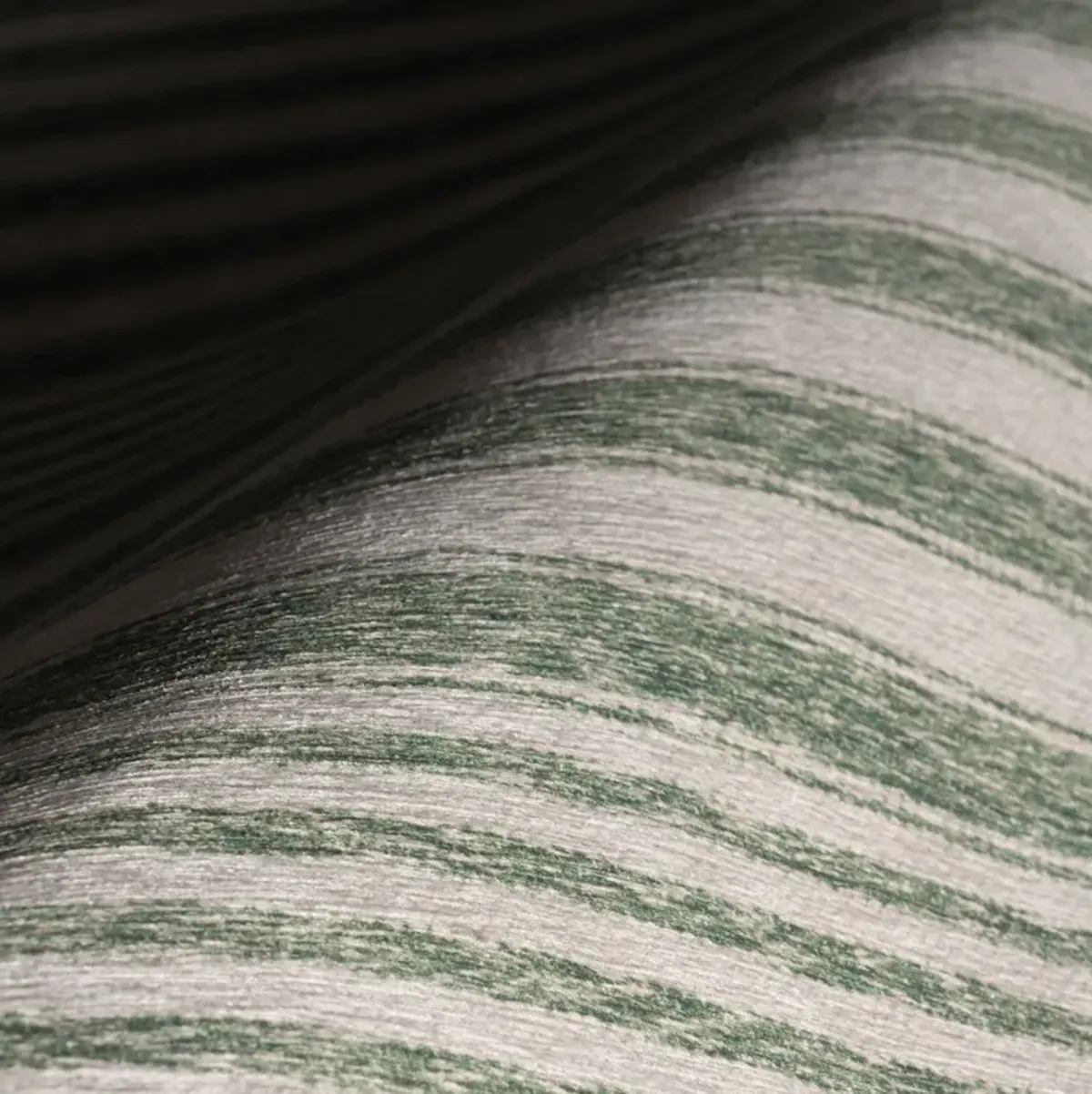 Xaren Coastal Striped Machine Washable Rug