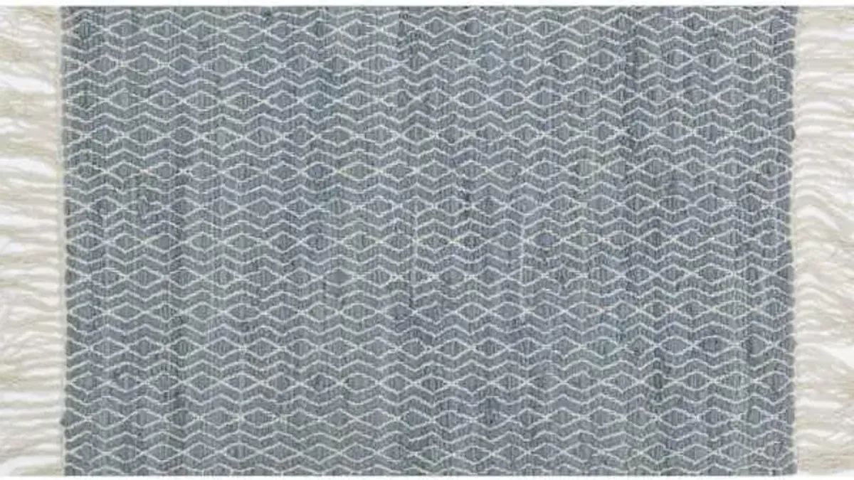 Eastside Grey Diamond Design Cotton Fringe Accent Rug, 2x4