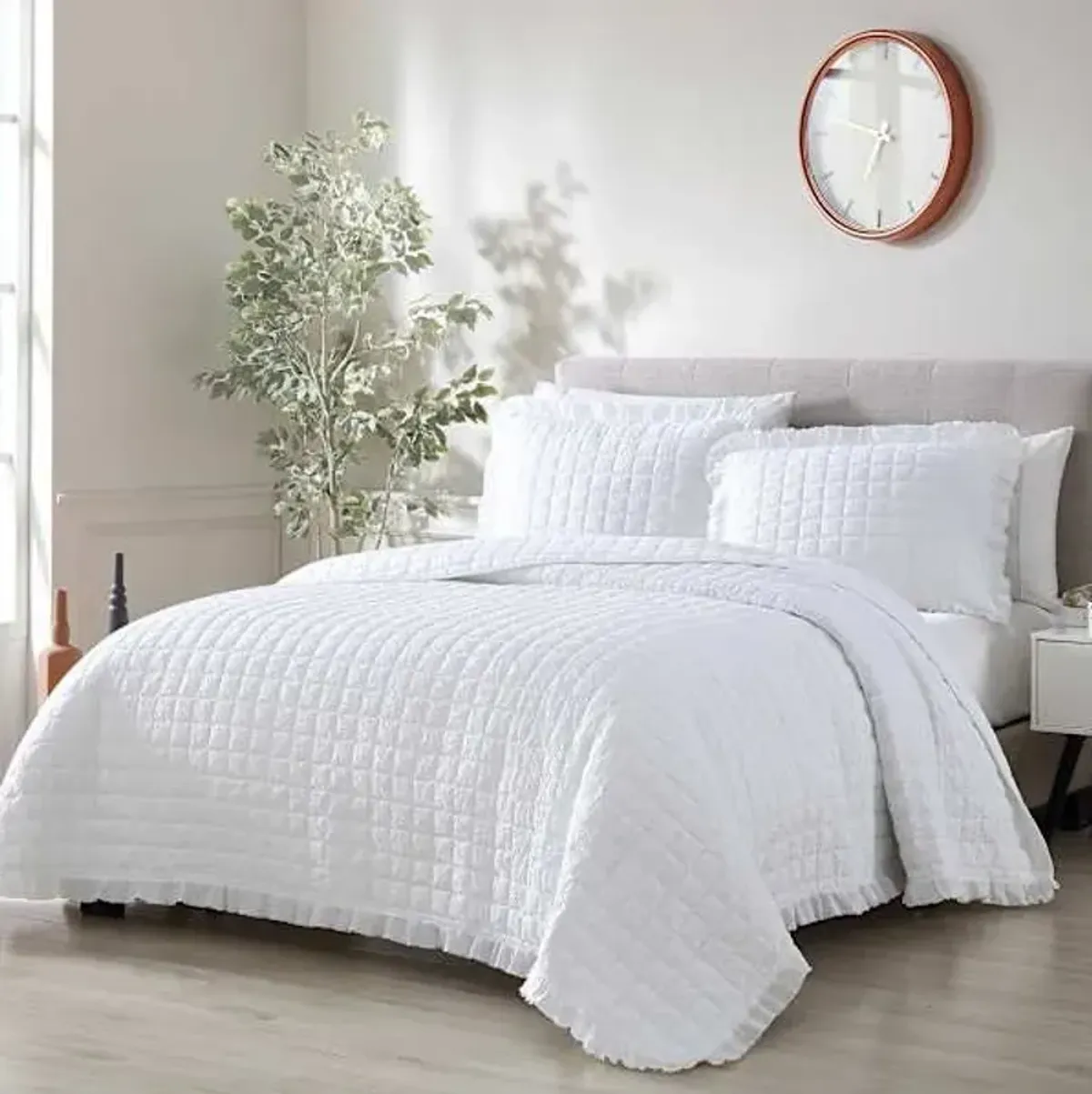 3-Piece White Crush Stitch Quilt Set, Full/Queen