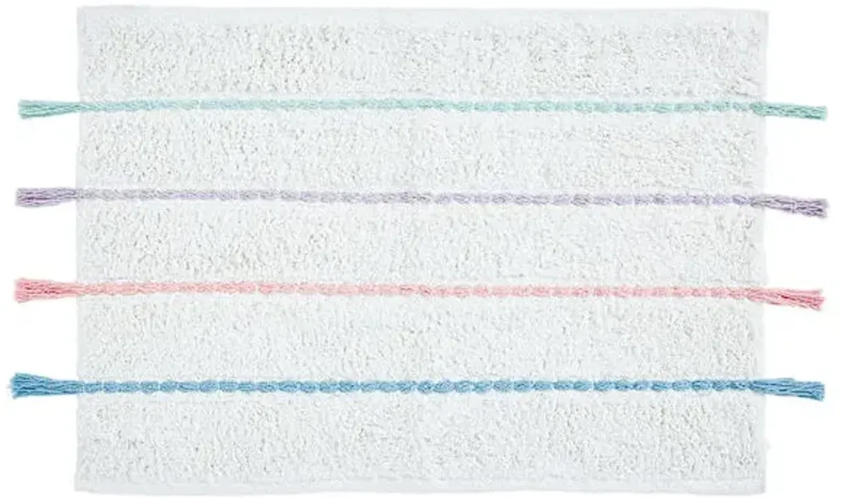 Tiny Dreamers White Pastel Cotton Fringe Bath Rug, 20x30
