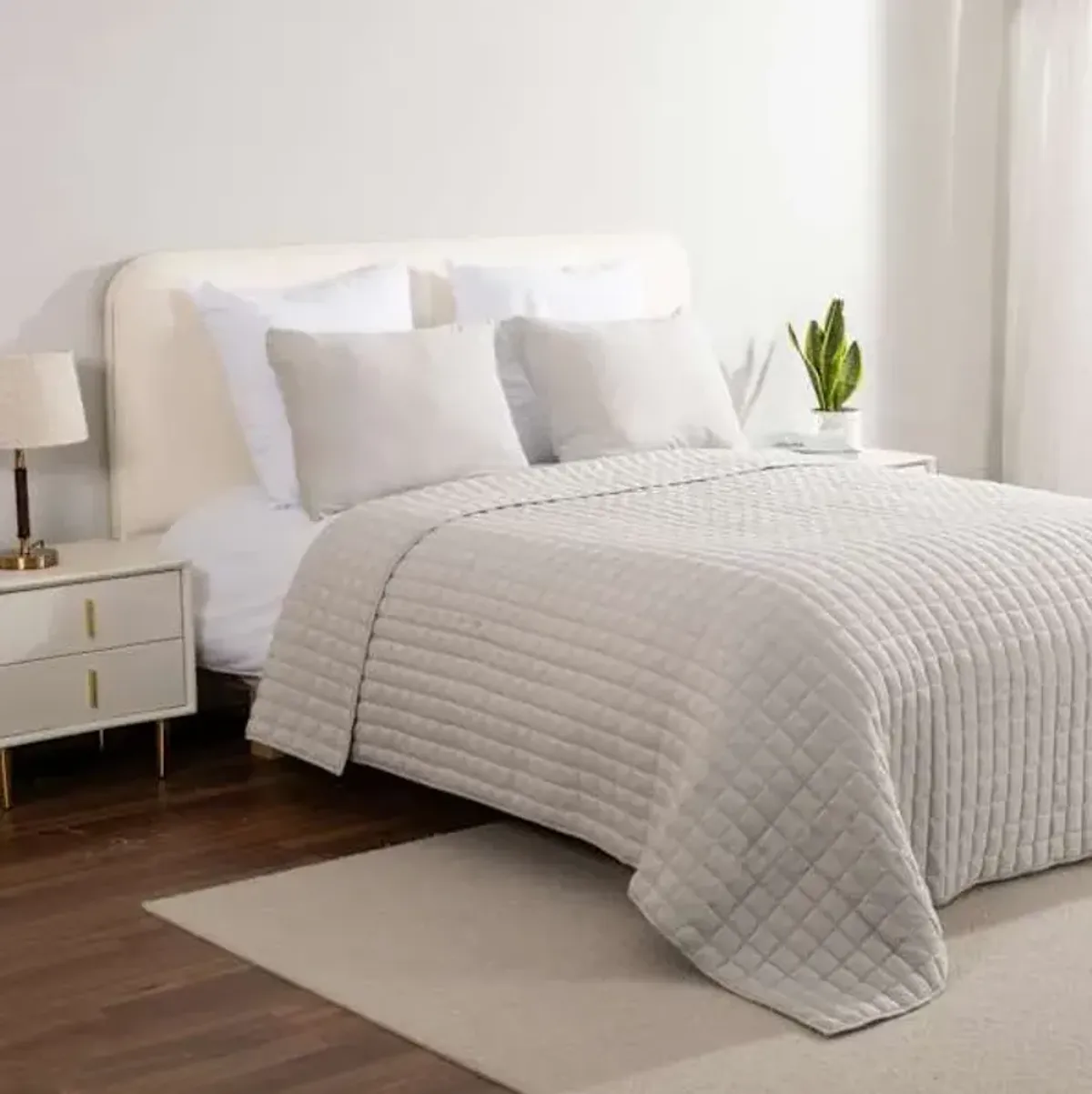 Light Grey Soft Knit Jersey Quilt, King
