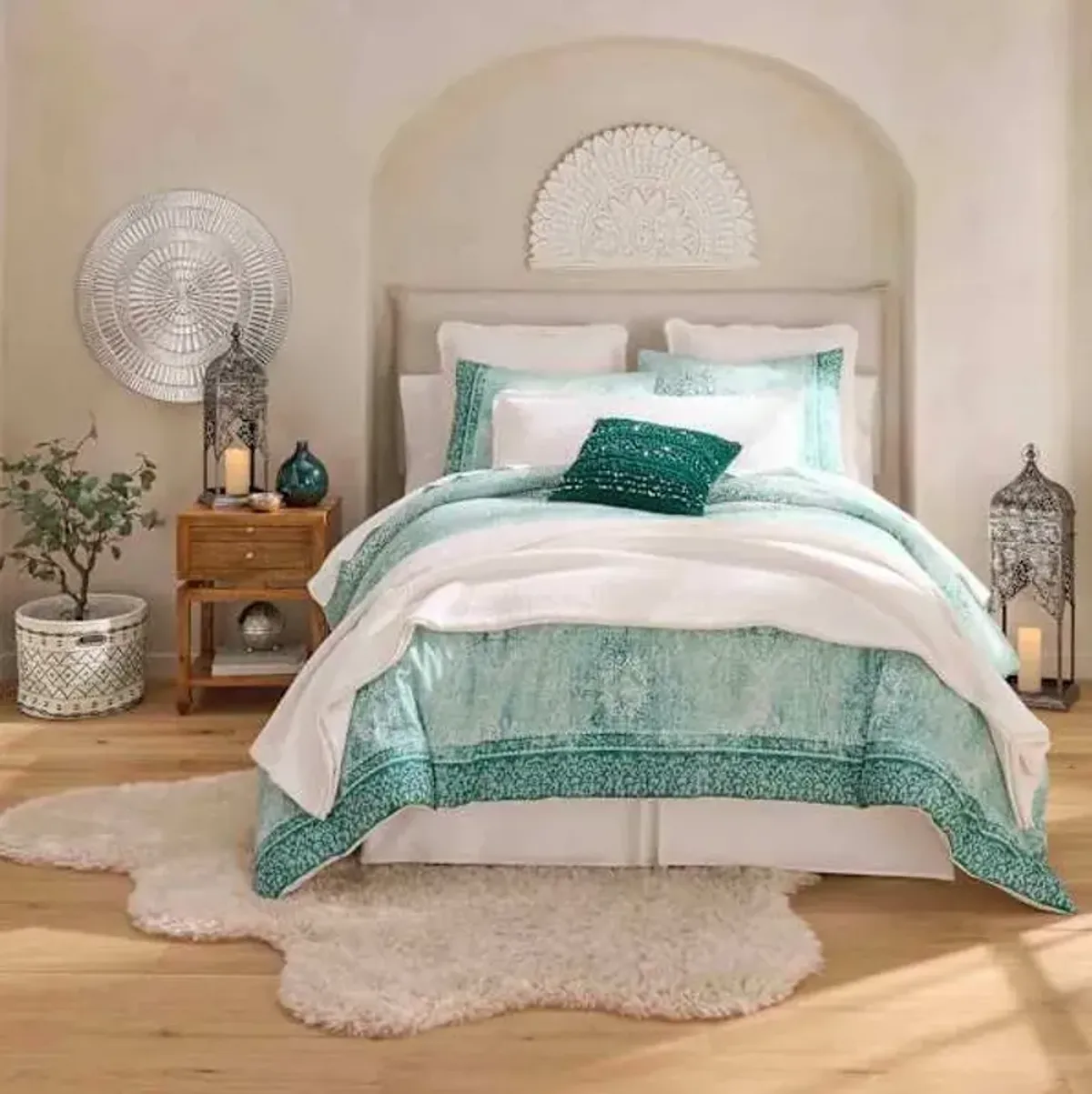 3-Piece Green Distressed Medallion Cotton Comforter Set, King