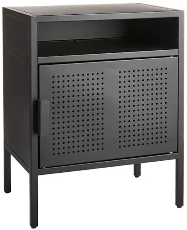 Trevor Cabinet, Black