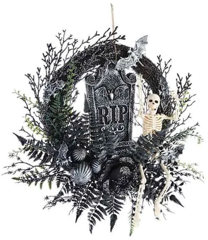 Skull Man Halloween Wreath, 24"