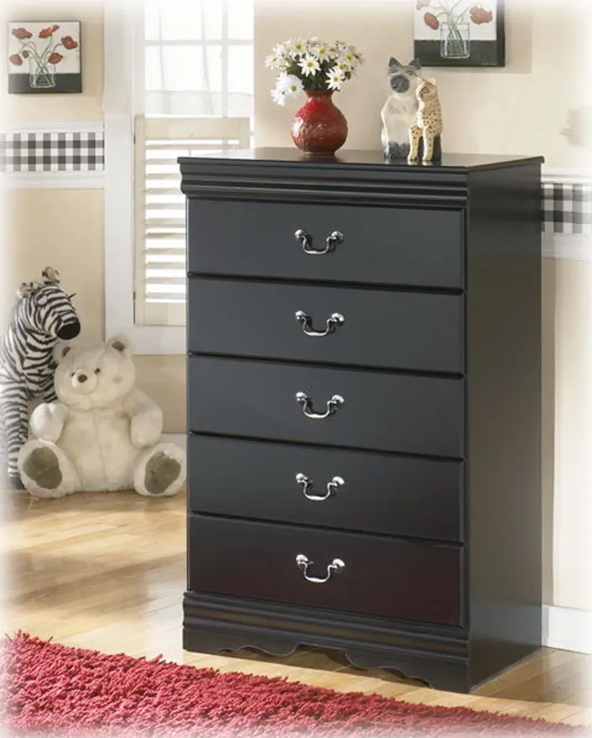 Huey - Black - Five Drawer Chest