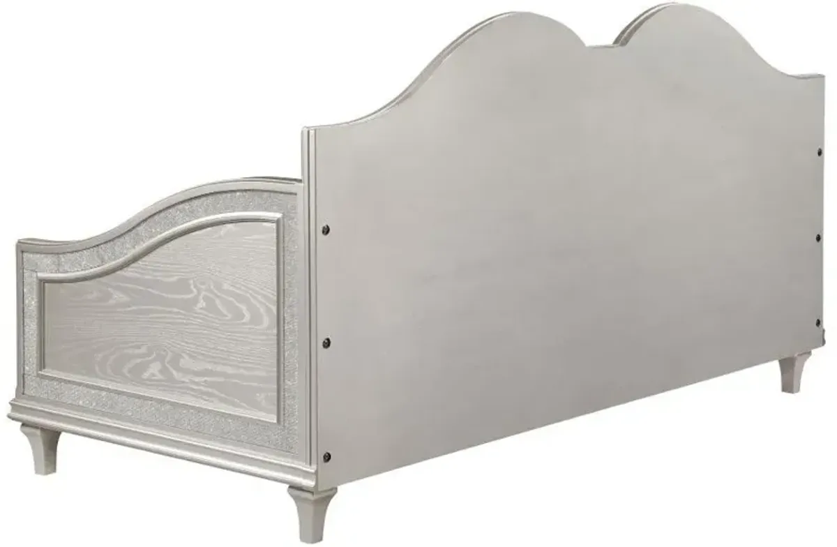 Evangeline - Upholstered Twin Daybed - Silver Oak