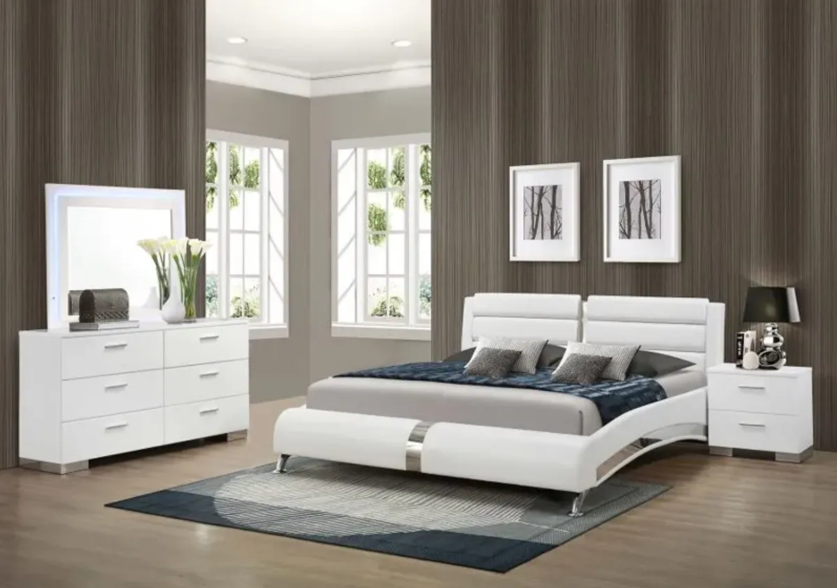 Jeremaine - Upholstered Platform Bedroom Set With LED