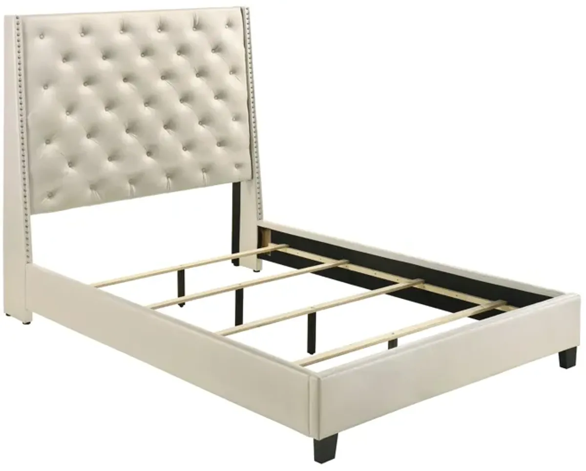 Chantilly - Upholstered Bed