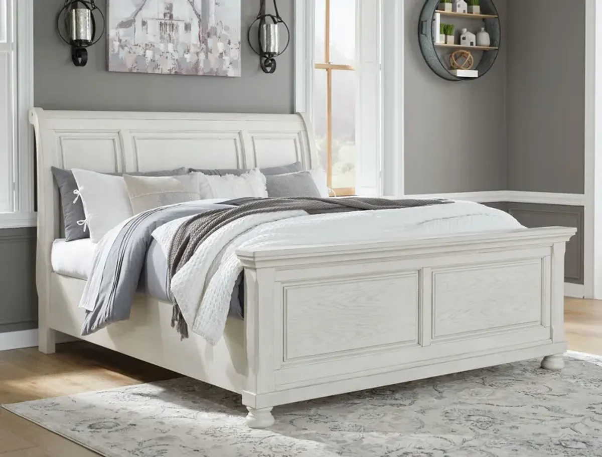 Robbinsdale - Sleigh Bed