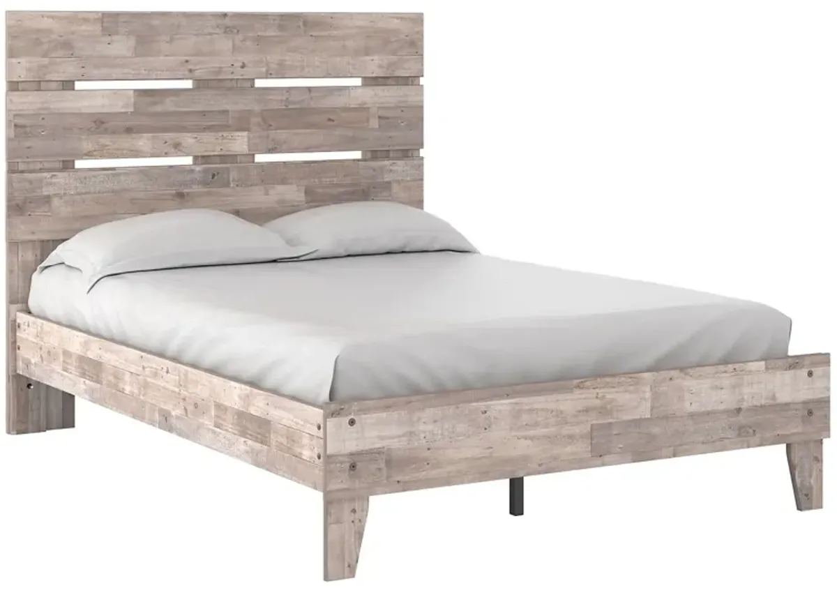 Neilsville - Panel Bed