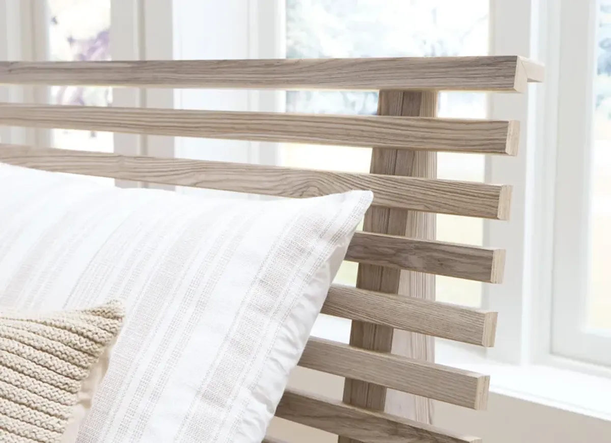 Hasbrick - Slat Panel Bed