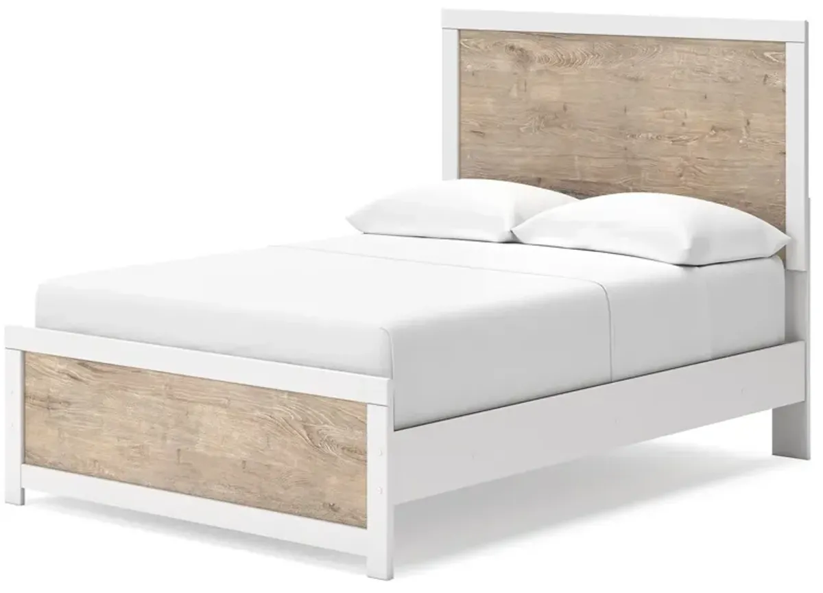 Charbitt - Panel Bed