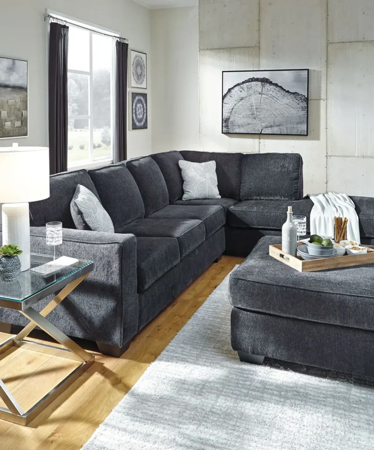 Altari - Sectional With Chaise