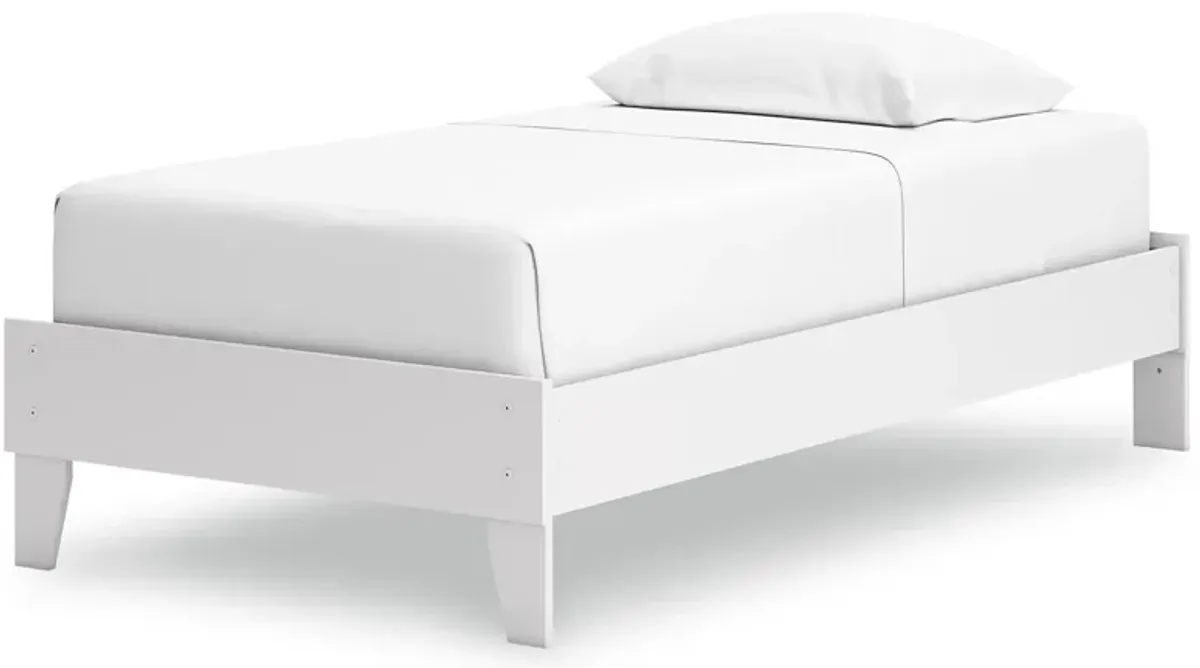 Hallityn - Platform Bed