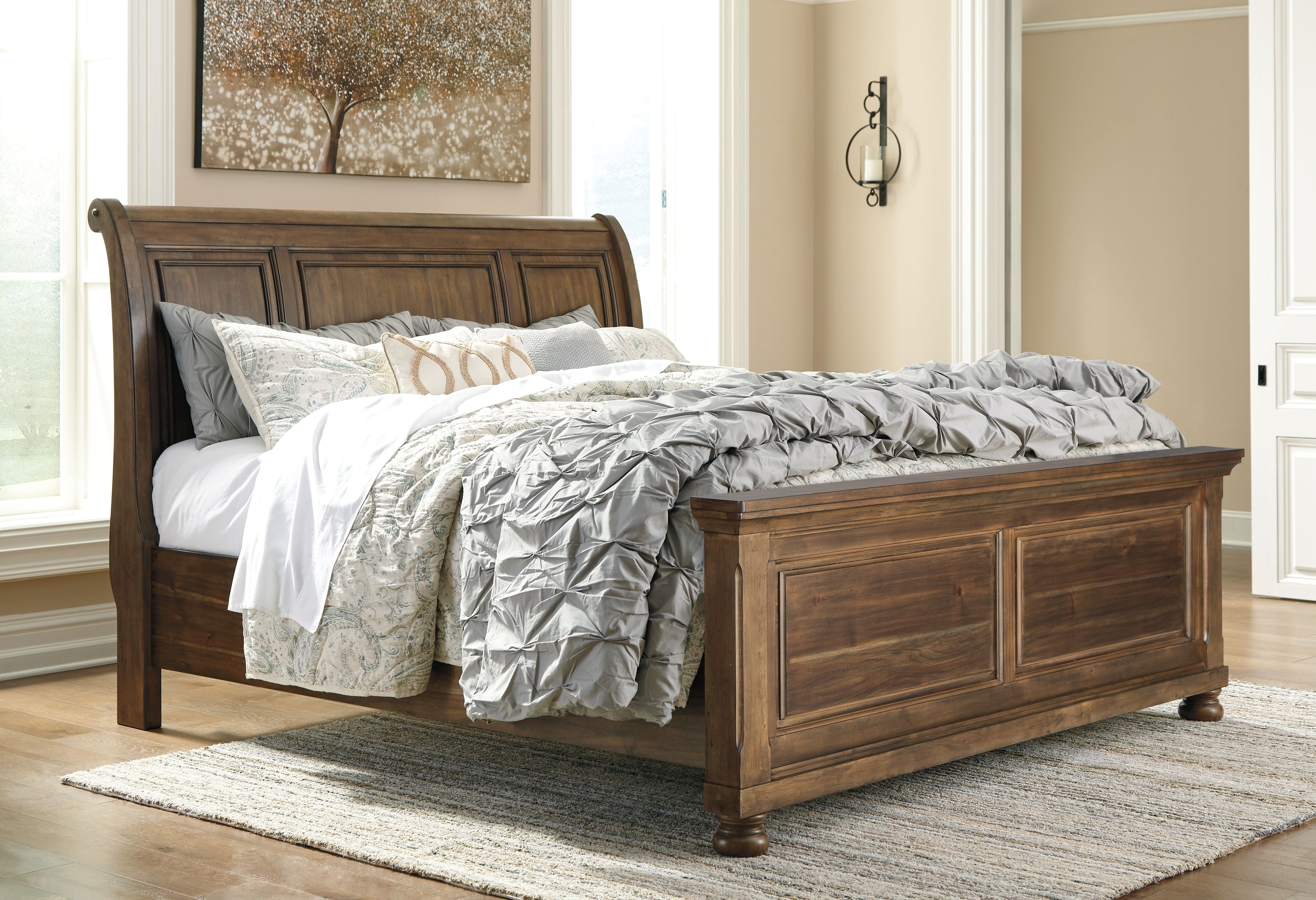 Flynnter - Sleigh Bed