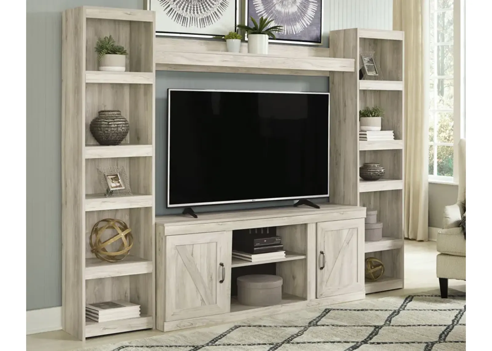 Bellaby - Entertainment Center