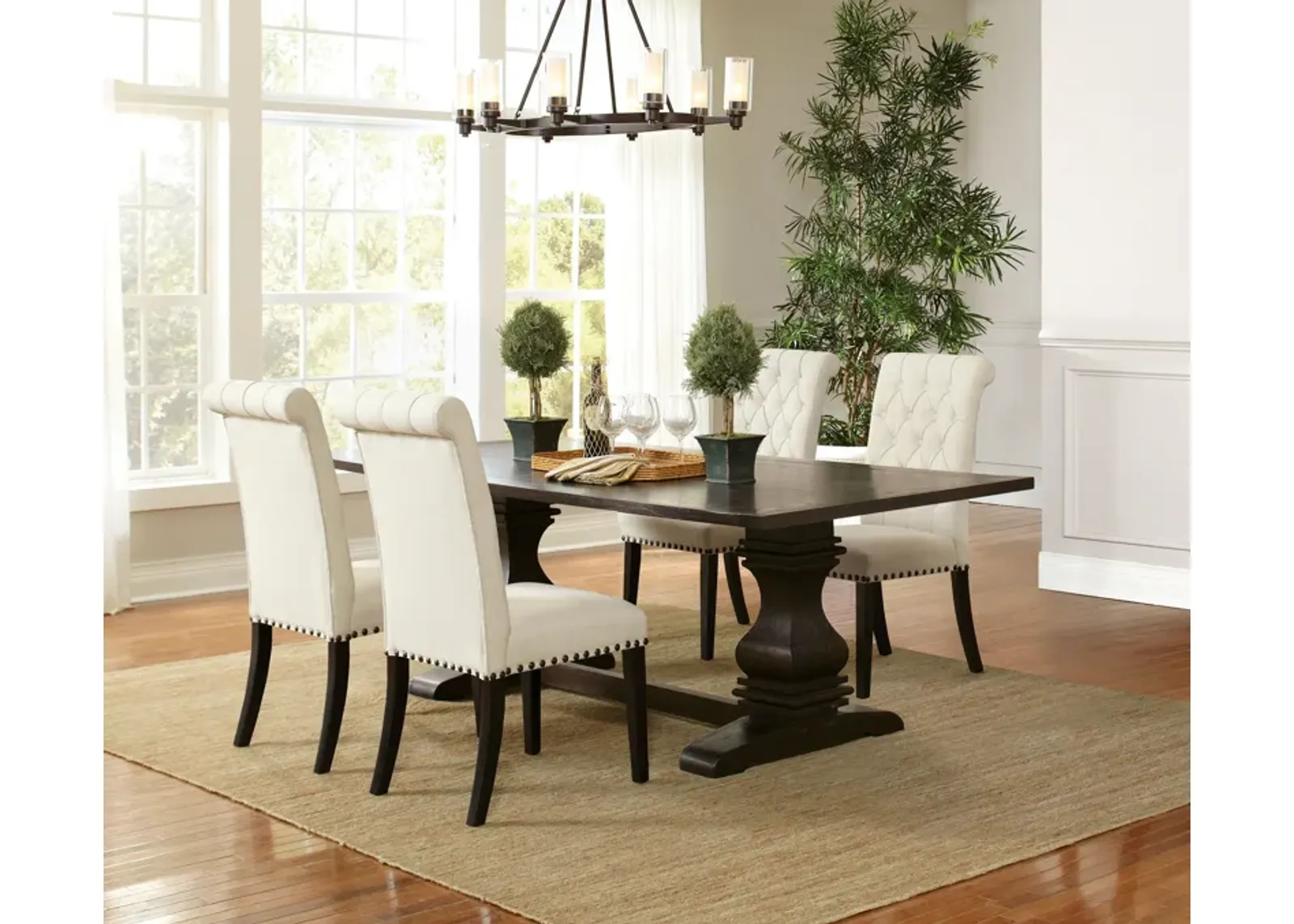 Parkins - 5 Piece Traditional Dining Set