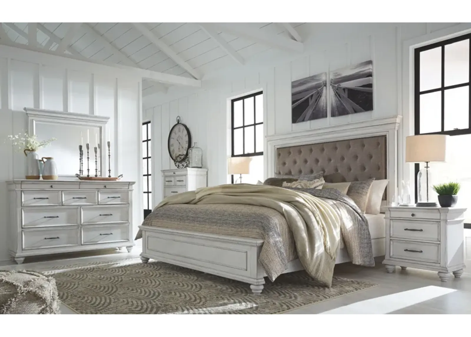 Kanwyn - Upholstered Bedroom Set