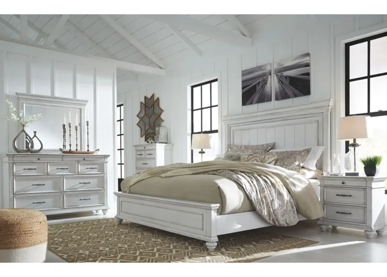 Kanwyn - Panel Bedroom Set