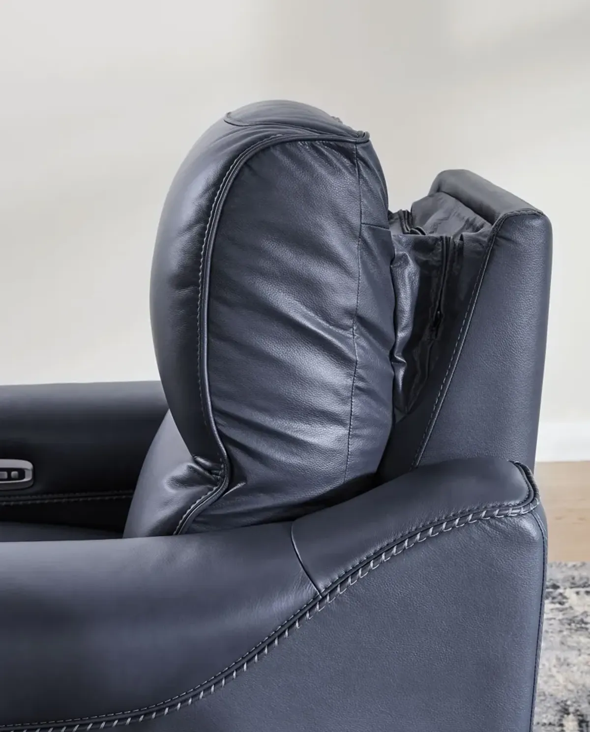 Mercomatic - Power Recliner With Adj Headrest