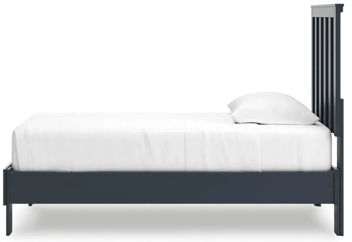 Simmenfort - Platform Bed With Panel Headboard