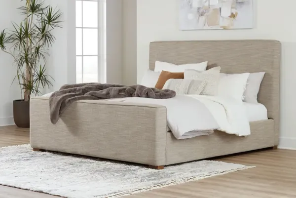 Dakmore - Upholstered Bed