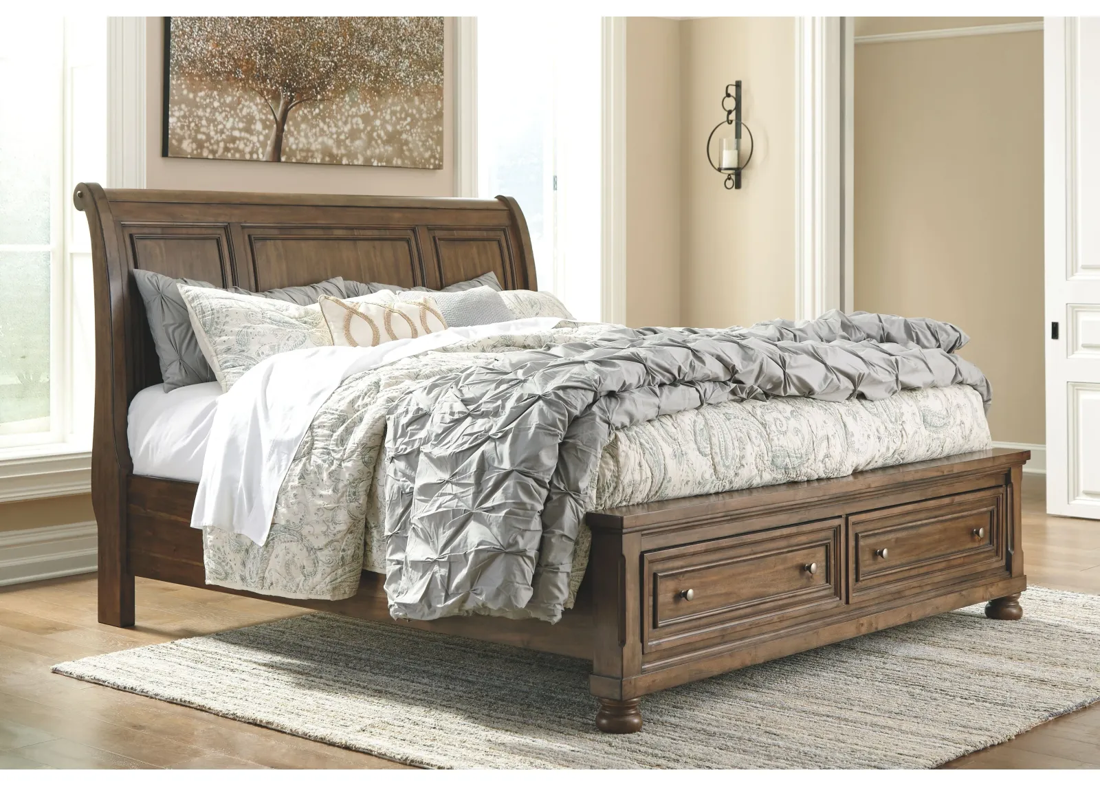 Flynnter - Storage Sleigh Bed