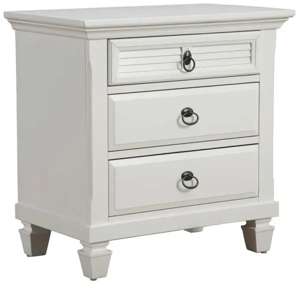 Nightstand With 3 Drawer - White Plantation